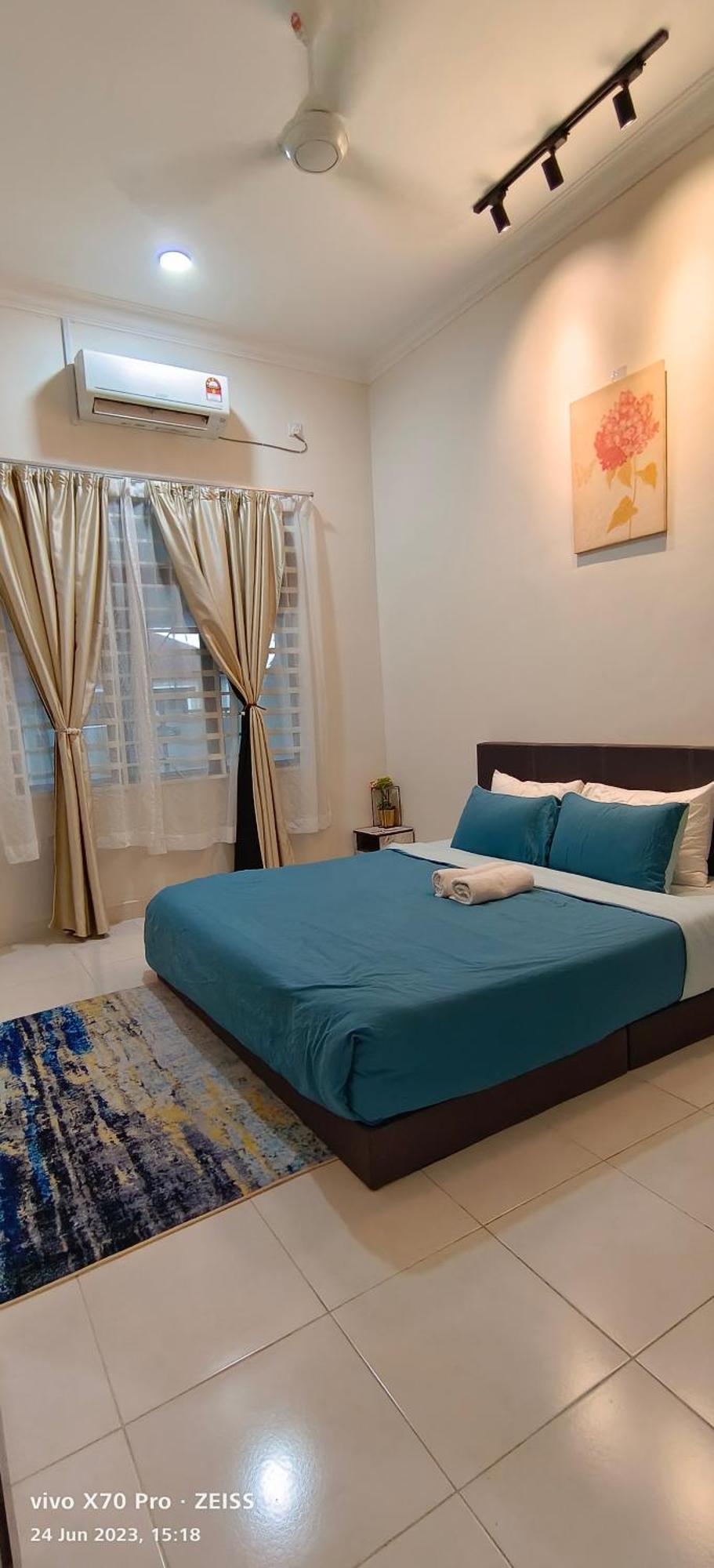 Sofea Hana Homestay, Pantai Balok, Kuantan Exterior photo